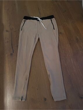 Fear of God Essentials Tan Sweatpants with Black Waistband Size M EUC !!!!